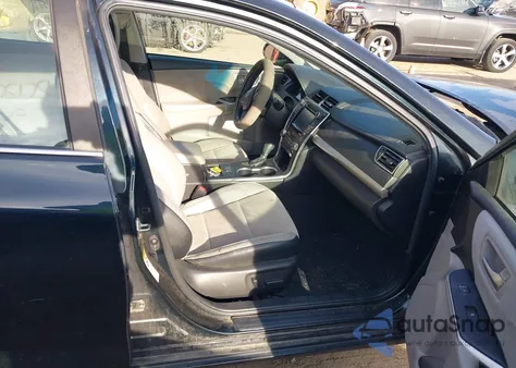 2015 Toyota Camry Xse V6 z USA, uszkodzony, nr VIN 4T1BK1FK9FU556600